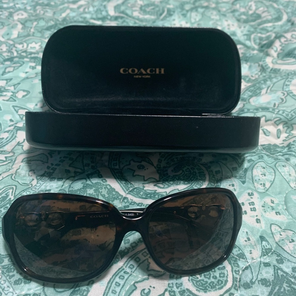 Coach sunglasses brand new without tags